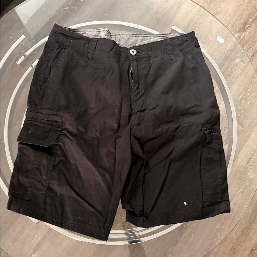 Men's Black Cargo Shorts - Classic Utility Style